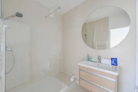 JG-12-ABREUVOIR-M, Appartement lumineux – 1 chambre/4 places – près de Paris et de La Défense - Photo 34