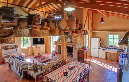 Jolie maison avec piscine, Maison 5 personnes à Simorre - Photo 4