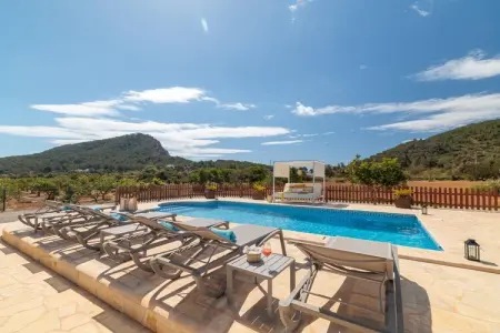 CASA CALA LLONGA, CASA CALA LLONGA Retraite familiale à Ibiza - Photo 1