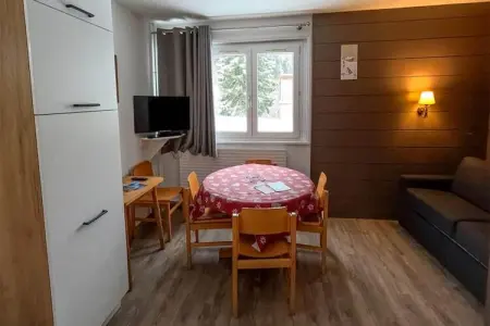Les Monts Jura-Appartement 2 piÃ¨ces 5 personnes, Location de vacances près du domaine skiable de Lelex - Photo 2