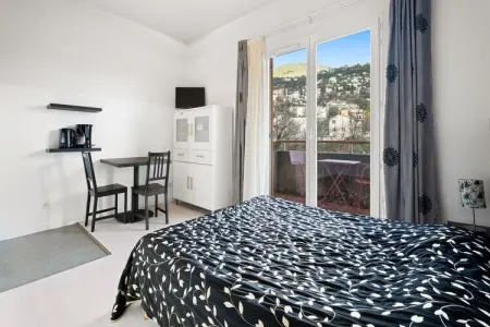 Virginia N°101 - ST2, Appartement à Grasse avec vue sur la piscine - Photo 4