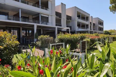 RÃ©sidence CarrÃ©e Marine-Appartement 2 piÃ¨ces 4 personnes, Séjour pour quatre avec vue sur la marina - Photo 5