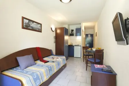 Le Domaine de Chames-Studio 2 personnes, Studio pour 2 personnes près du Pont d'Arc - Photo 1