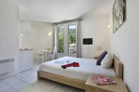 Le Domaine de Chames-Studio 2 personnes vue riviÃ¨re, Studio pour 2 personnes avec vue sur la rivière - Photo 2