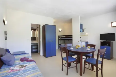 Le Domaine de Chames-Studio avec coin nuit 4 personnes, Studio nature pour 4 personnes à Chames - Photo 3
