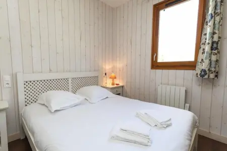 Le Domaine des MonÃ©diÃ¨res - Chalet 3 piÃ¨ces 6 personnes vue Lac, Chalet paisible pour 6 personnes, vue sur le lac - Photo 4