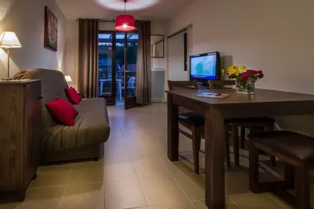Le Clos du Rocher - Studio 2 personnes - PMR, Studio dans la vallée de la Vézère - Photo 2