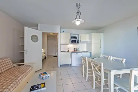 RÃ©sidence Le Domaine de Bertheaume- Appartement 2 piÃ¨ces avec coin nuit 5 personnes, Séjournez avec piscine intérieure et accès à la mer - Photo 4