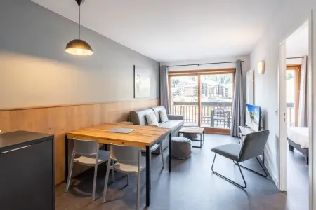 RÃ©sidence Les Ecrins d'Auris-Appartement 2 piÃ¨ces 4 personnes, Appartement avec balcon à Auris-en-Oisans - Photo 1
