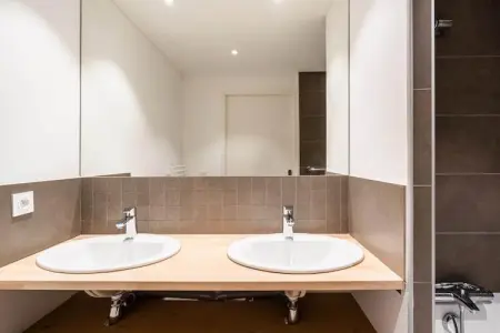 RÃ©sidence Les Ecrins d'Auris-Appartement 2 piÃ¨ces avec coin nuit 6 personnes, Retraite en montagne pour 6 personnes avec piscine intérieure - Photo 13