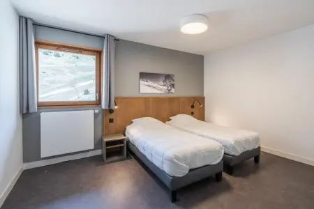 RÃ©sidence Les Ecrins d'Auris-Appartement 2 piÃ¨ces avec coin nuit 6 personnes supÃ©rieur, Location de chalet alpin pour 6 personnes avec balcon - Photo 3
