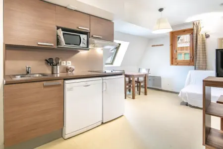 Les Gentianes - Studio 2 personnes, Studio alpin confortable pour une escapade romantique - Photo 2