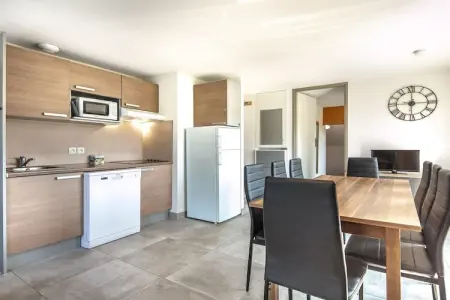 Les Gentianes - Appartement 3 piÃ¨ces avec coin nuit 8 personnes, Appartement familial près des pistes de ski et d'une supérette. - Photo 1