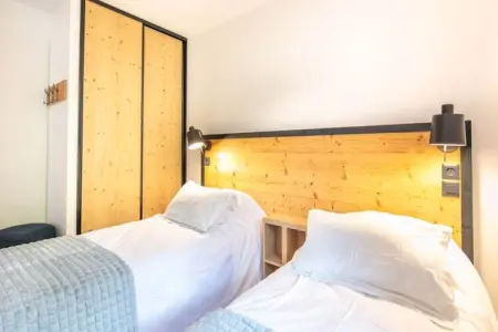 Les Hauts de Vaujany -Appartement 4 piÃ¨ces avec coin nuit 10 personnes, Piscine et sauna Mountain Stay - Photo 14