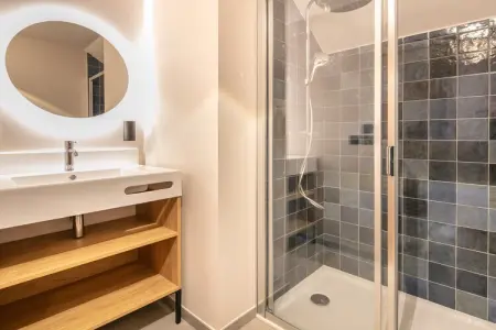 Les Hauts de Vaujany -Appartement 4 piÃ¨ces avec coin nuit 10 personnes, Piscine et sauna Mountain Stay - Photo 18