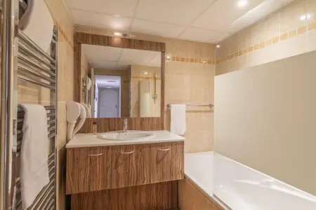 Callian - Le Domaine de CamioleAppartement 3 piÃ¨ces 6 personnes Balcon, Appartement 2 chambres près du lac Saint-Cassien - Photo 19