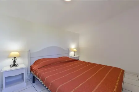 RÃ©sidence Sun Hols Les Rives du Lac Maison 2 piÃ¨ces 4 personnes, Maison provençale près d'Avignon pour 4 personnes - Photo 3