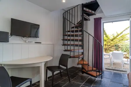 RÃ©sidence Sud OcÃ©an Appartement 2 piÃ¨ces 3 personnes, Retraite avec piscine chauffée et accès à la côte - Photo 13