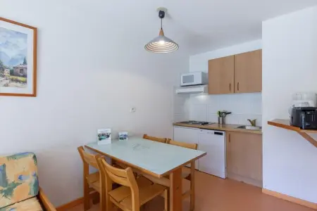 Les Balcons du Soleil-Appartement 2 piÃ¨ces 4 personnes - rÃ©novÃ©, Séjour rénové au centre pour quatre personnes - Photo 2