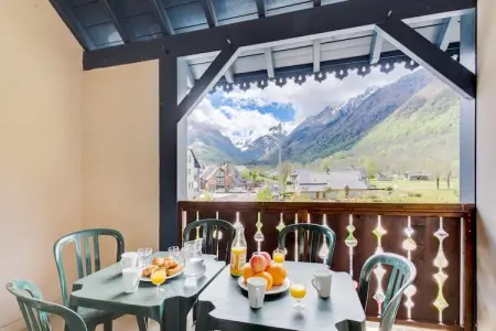 Les Jardins de BalnÃ©a-Appartement 3 piÃ¨ces avec coin nuit 8 personnes, Loudenvielle Séjour avec vue sur les Alpes - Photo 3