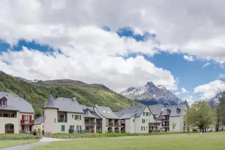 Les Jardins de BalnÃ©a-Appartement 4 piÃ¨ces avec coin nuit 10 personnes, Grand appartement à Loudenvielle pour 10 personnes - Photo 5
