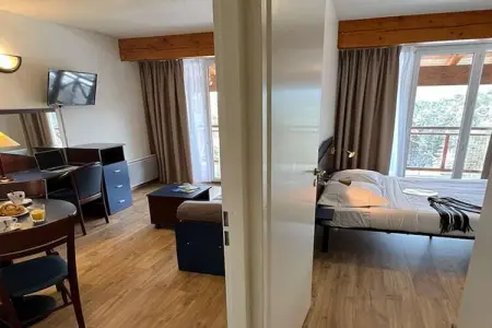 Pyrenees 2000 - Appartement 4 piÃ¨ces 8 personnes, Appartement familial avec terrasse - Photo 2