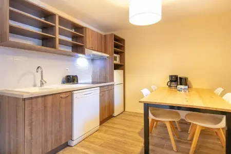 La PerriÃ¨re - Vacanceole	Appartement 3 piÃ¨ces 6 personnes, Hébergement en montagne avec balcon privé - Photo 2