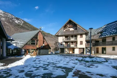 La PerriÃ¨re - Vacanceole	Appartement 4 piÃ¨ces 8 personnes, Hébergement spacieux pour groupes dans la vallée - Photo 5