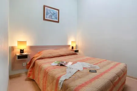 RÃ©sidence VacancÃ©ole Les Bastides de Fayence	Maison 4 piÃ¨ces 8 personnes, Maison de vacances pour 8 personnes dans un domaine sécurisé - Photo 9