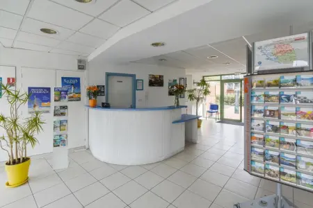 Les  Jardins  de  l'Amirauté- Appartement 2 piÃ¨ces avec coin nuit 6 personnes, Appartement familial près du port de plaisance - Photo 12