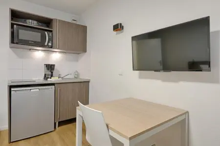 Appart Hotel Paris Quai de Marne-Studio 2 personnes, Séjour en couple au bord de l'eau près de Paris - Photo 2