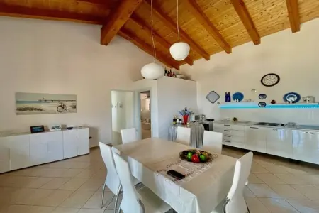 512808, Villa Fiori - UTNZ Résidence de vacances tout confort - Photo 12