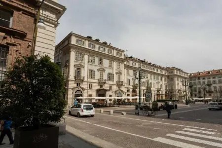 513084, Appartement à Turin avec Balcon - Photo 2