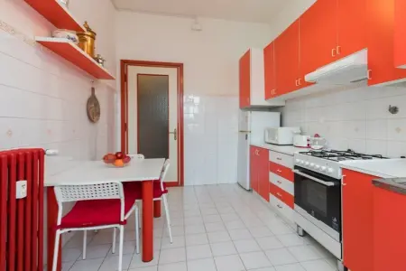 512384, Appartement à Turin avec balcon et parking - Photo 8