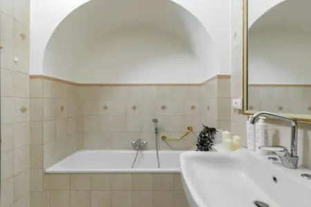 512384, Appartement à Turin avec balcon et parking - Photo 13