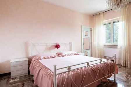 513731, Maison Gentile avec jardin - CM - Photo 2