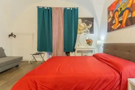 513444, Chambre Rouge Bonbon Résidence de vacances tout confort - Photo 1