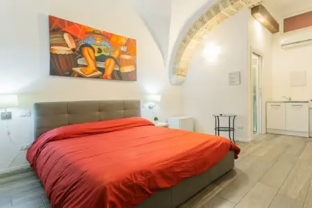 513444, Chambre Rouge Bonbon Résidence de vacances tout confort - Photo 6