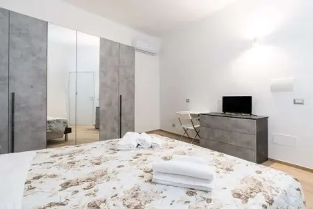 513633, La chambre Queen 1 à Bari - Photo 2