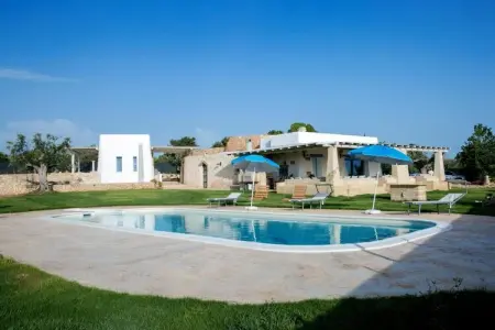 Prestige Pool Trullo - Torre Suda, Retraite de luxe en trullo avec jacuzzi - Photo 7
