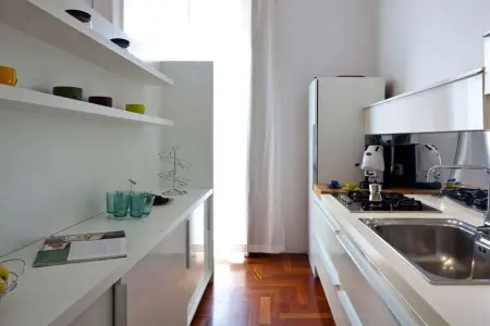 512568, Appartement élégant à Chiaia - Photo 5