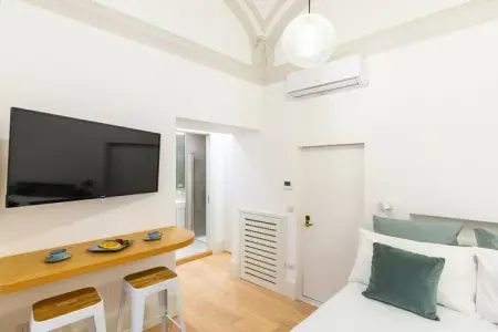 512671, Studio confortable dans le quartier de Chiaia - Photo 9