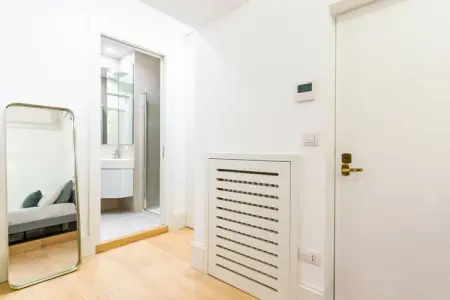 512671, Studio confortable dans le quartier de Chiaia - Photo 14