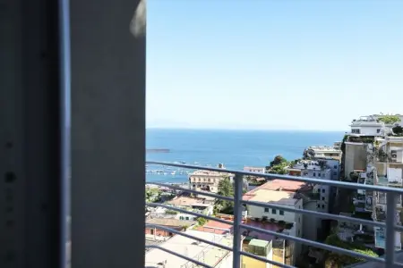 474623, Une terrasse sur le golfe de Naples - Photo 2