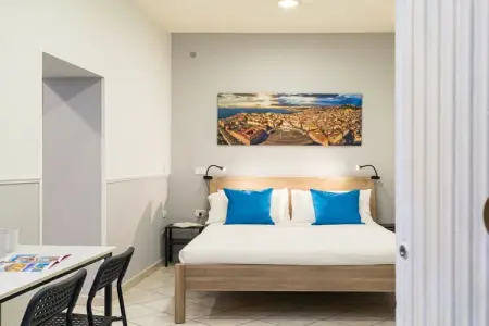 512460, Appartement à Naples avec Parking - Photo 2