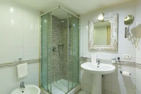 512460, Appartement à Naples avec Parking - Photo 12