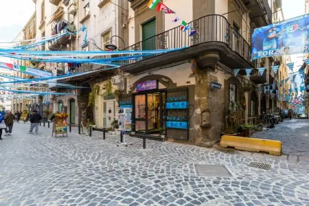 512867, Salles d'art de rue de Naples - Mur - RS - Photo 2