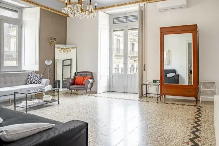 512543, Appartement Cavour avec balcon - P.IVA - Photo 2