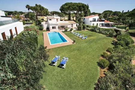 Villa Elena, Villa de 4 chambres près du vieux parcours de Vilamoura - Photo 9