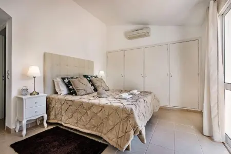 Villa Elena, Villa de 4 chambres près du vieux parcours de Vilamoura - Photo 16